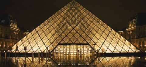 Découverte nocturne au musée du Louvre : Accès gratuit dès janvier 2024 !